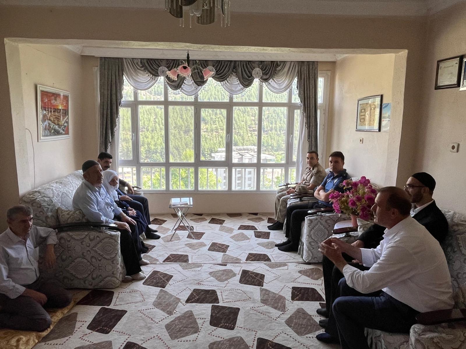 Baykan’da Şehit ve Gazi Aileleri Unutulmadı | Siirt Olay Haber Baykan’da Şehit ve Gazi Aileleri Unutulmadı | Siirt Olay Haber