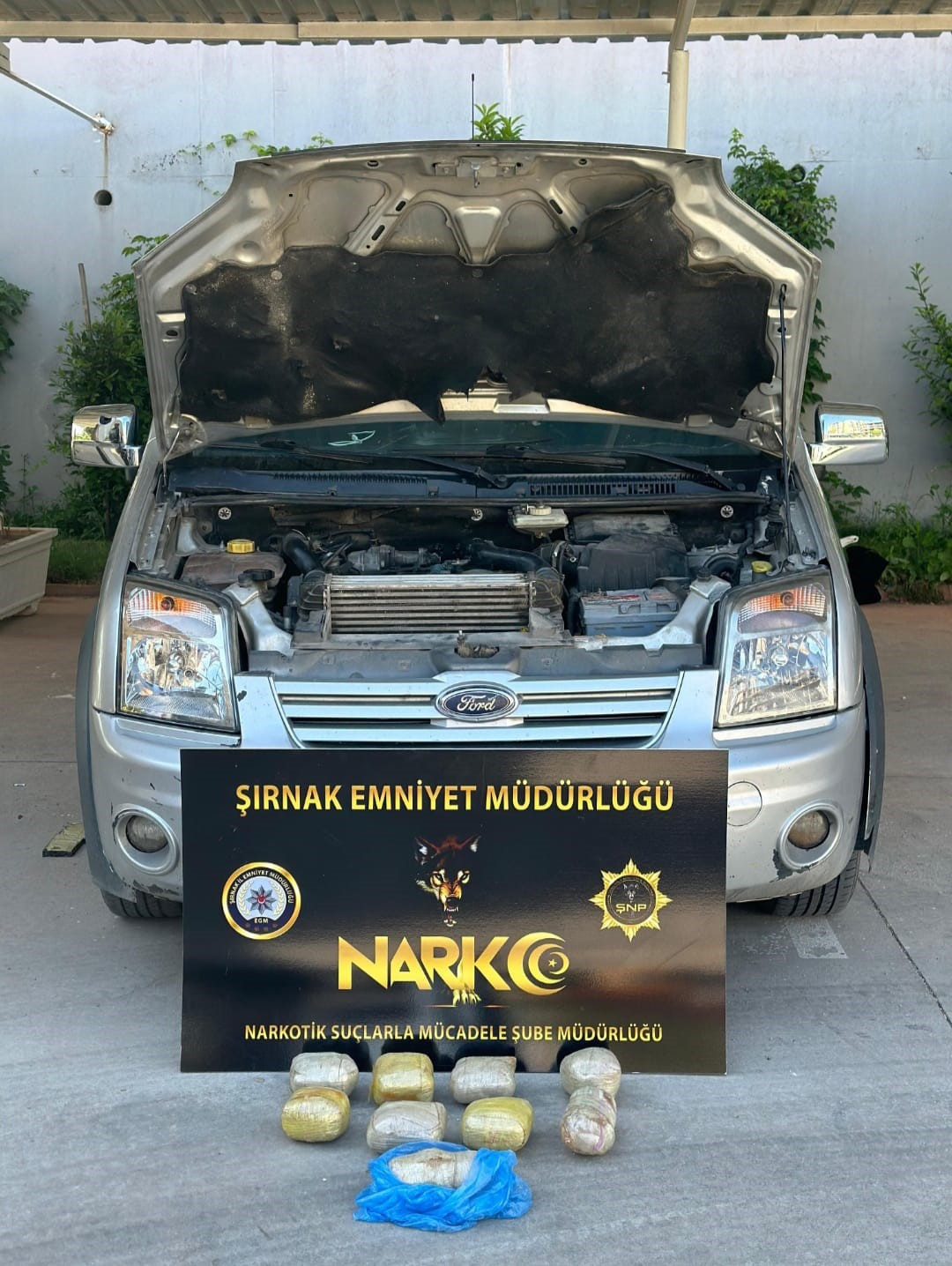 Habur'da Kaçakçılık Operasyonu | Siirt Olay Haber Habur'da Kaçakçılık Operasyonu | Siirt Olay Haber