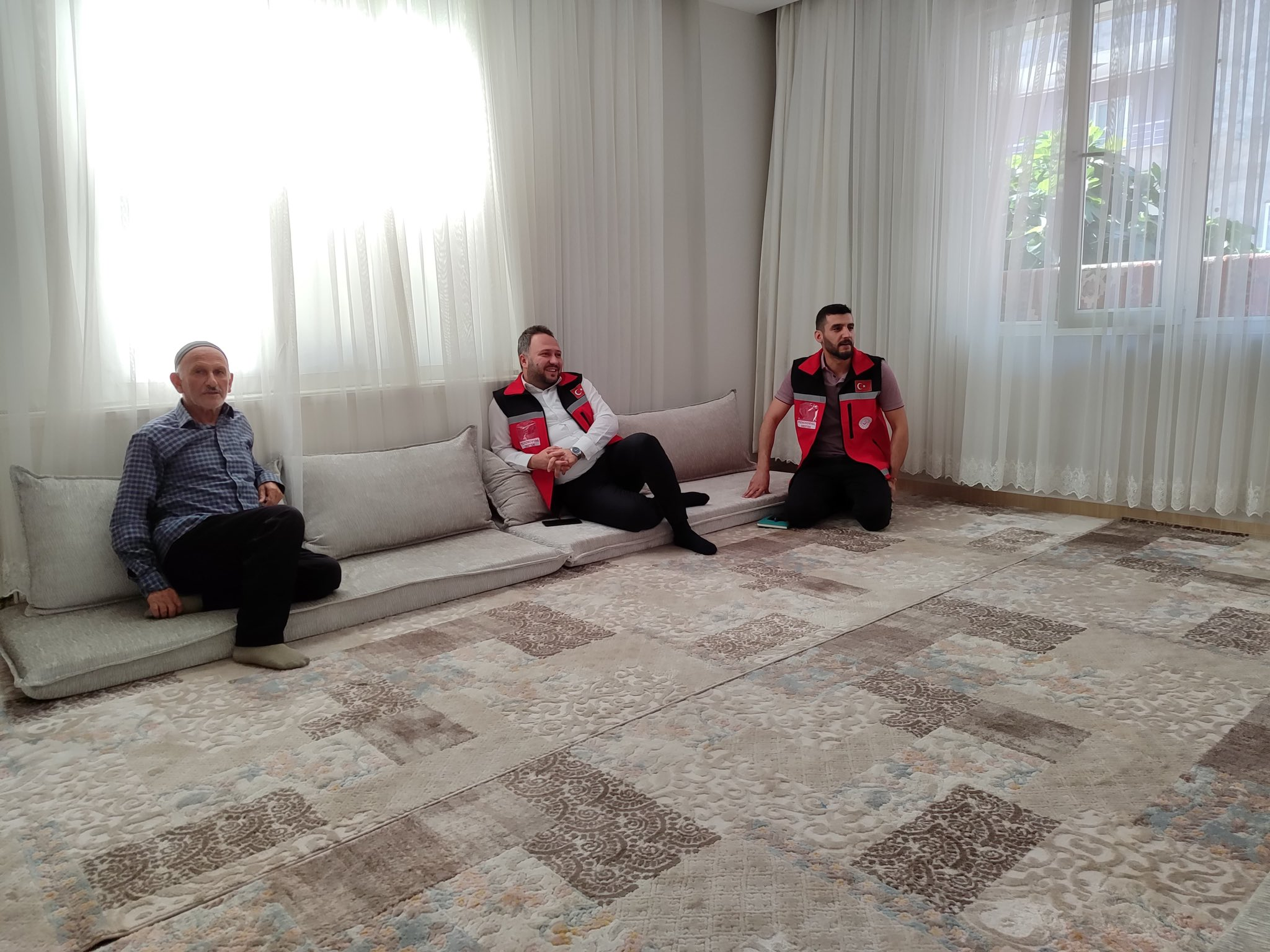 Siirt’te Koruyucu Aileye Teşekkür Ziyareti | Siirt Olay Haber Siirt’te Koruyucu Aileye Teşekkür Ziyareti | Siirt Olay Haber