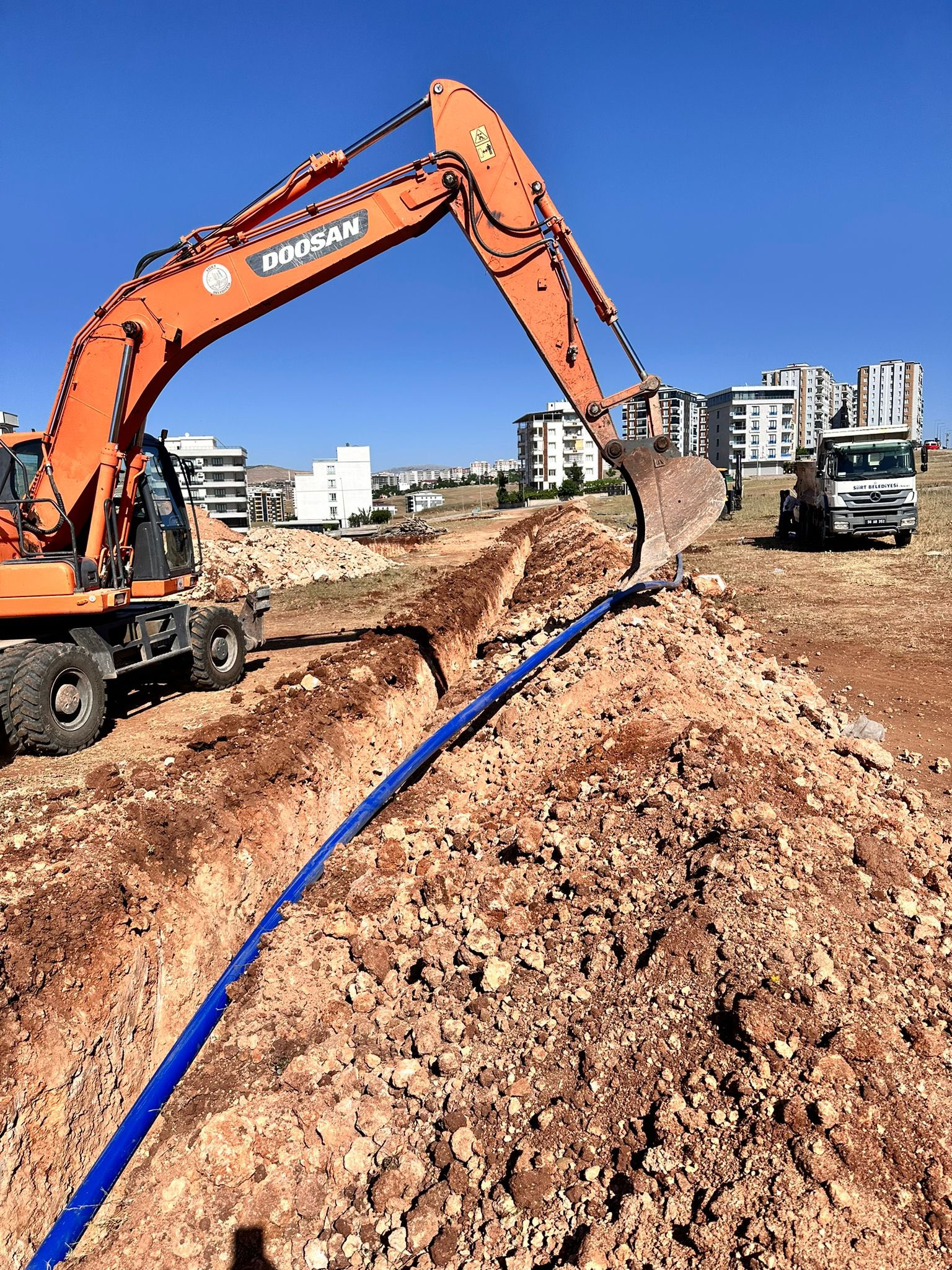 Siirt’te Mahallelerin Altyapıları Onarılıyor | Siirt Olay Haber Siirt’te Mahallelerin Altyapıları Onarılıyor | Siirt Olay Haber