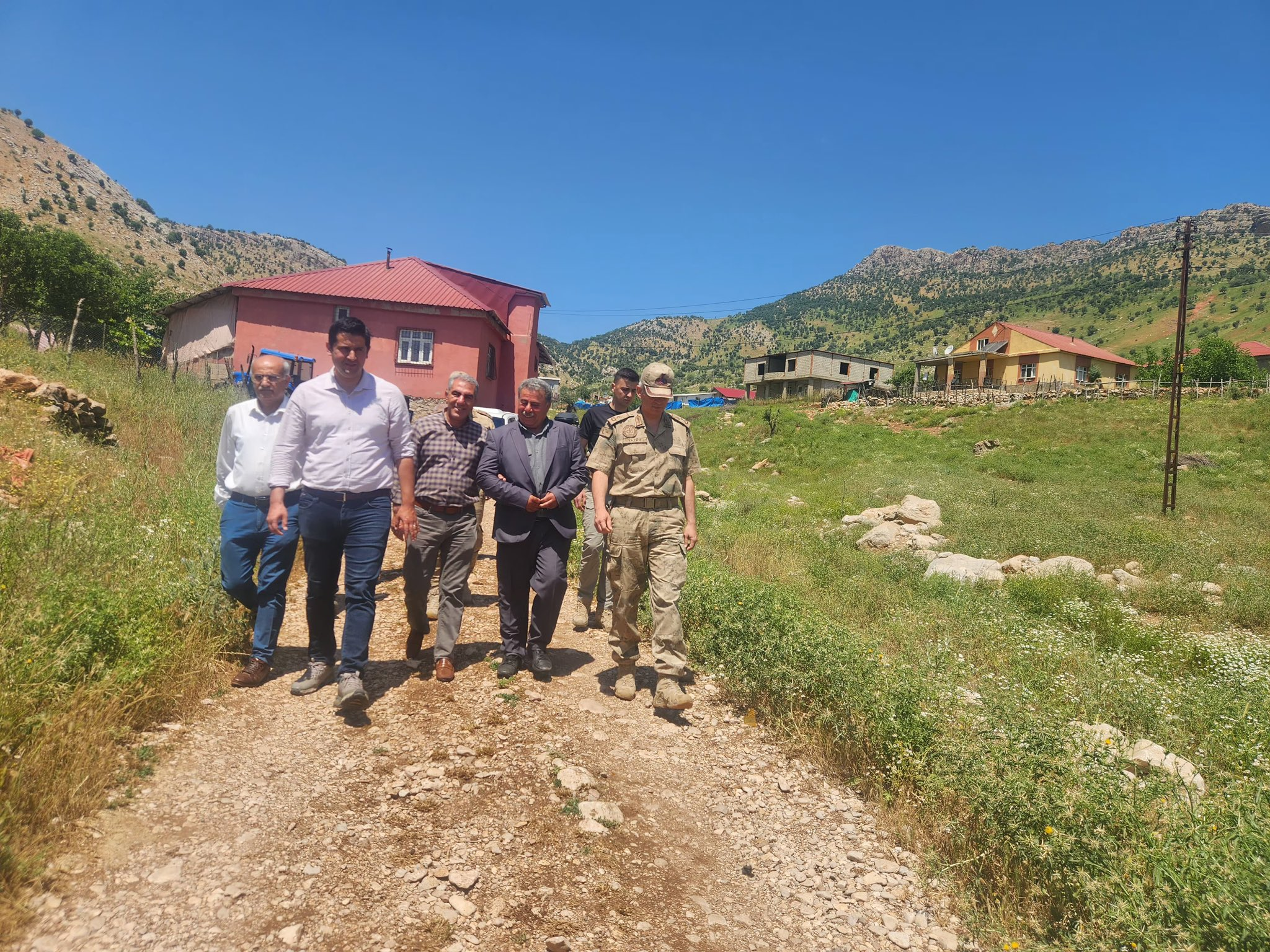 Eruh Kaymakamı Köy Ziyaretlerinde | Siirt Olay Haber Eruh Kaymakamı Köy Ziyaretlerinde | Siirt Olay Haber
