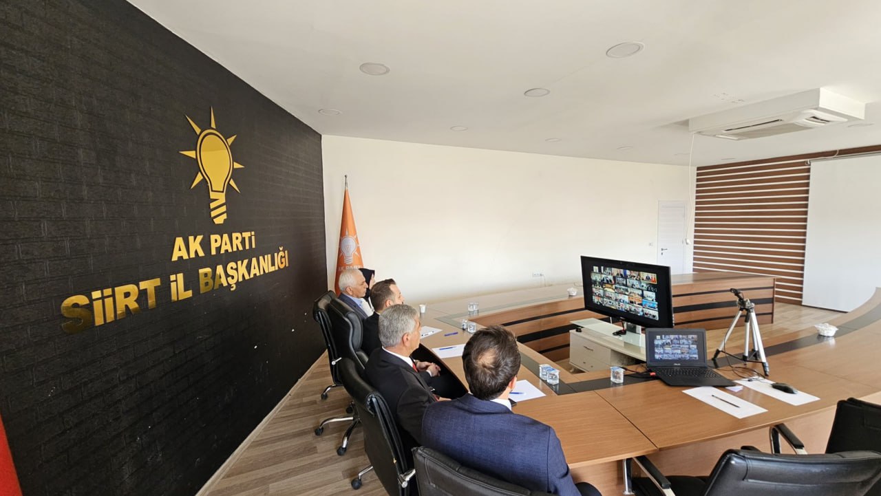 Ak Parti Siirt Teşkilatı Erdoğan’ın Katılımıyla Bayram Etkinliğine Katıldı | Siirt Olay Haber Ak Parti Siirt Teşkilatı Erdoğan’ın Katılımıyla Bayram Etkinliğine Katıldı | Siirt Olay Haber
