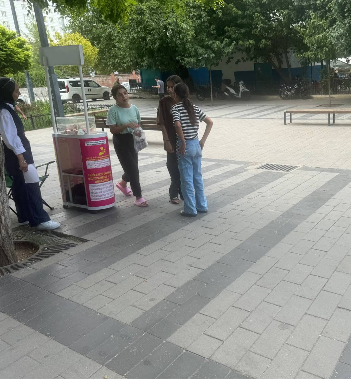 Siirt’te SMA Hastası Çocuğa Miniklerden Bağış!