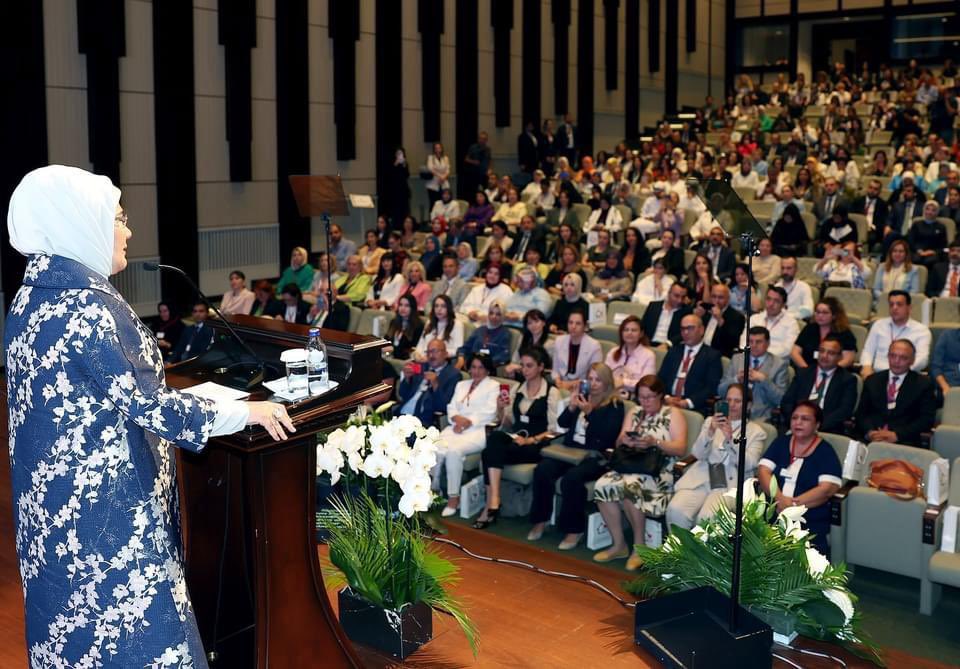 Siirt Valisinin Eşi ’Koruyucu Aileler Günü’ Programına Katıldı | Siirt Olay Haber Siirt Valisinin Eşi ’Koruyucu Aileler Günü’ Programına Katıldı | Siirt Olay Haber