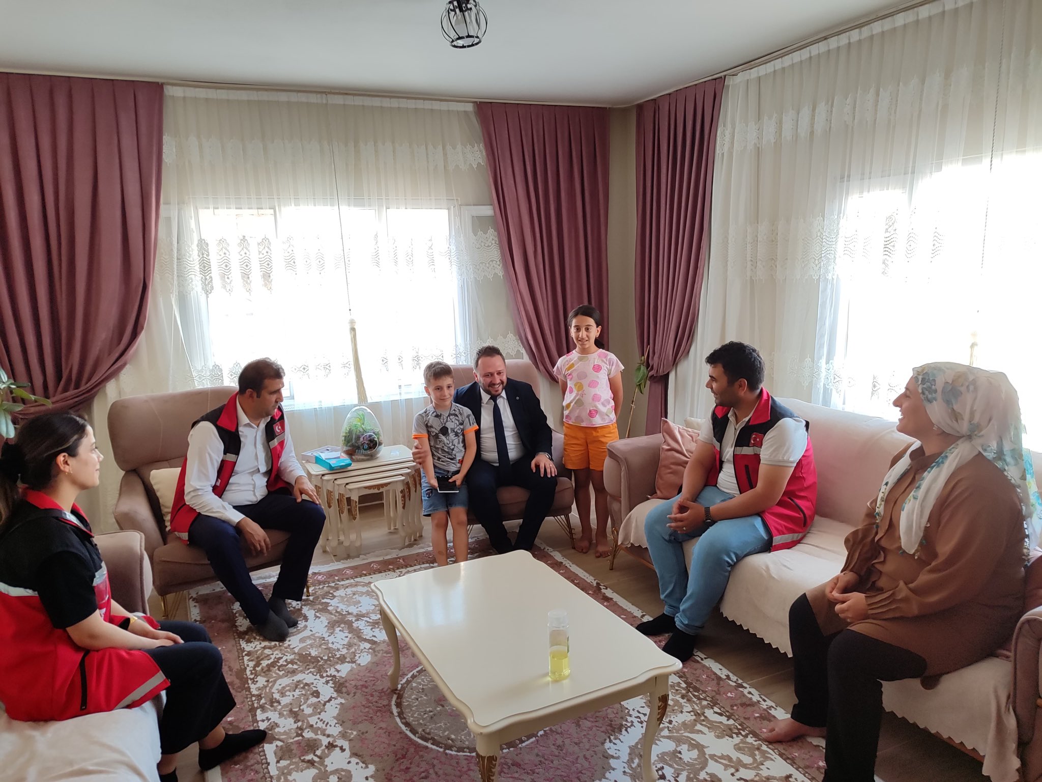 Sidar’dan Eruhlu Şehit Ailesine Ziyaret
