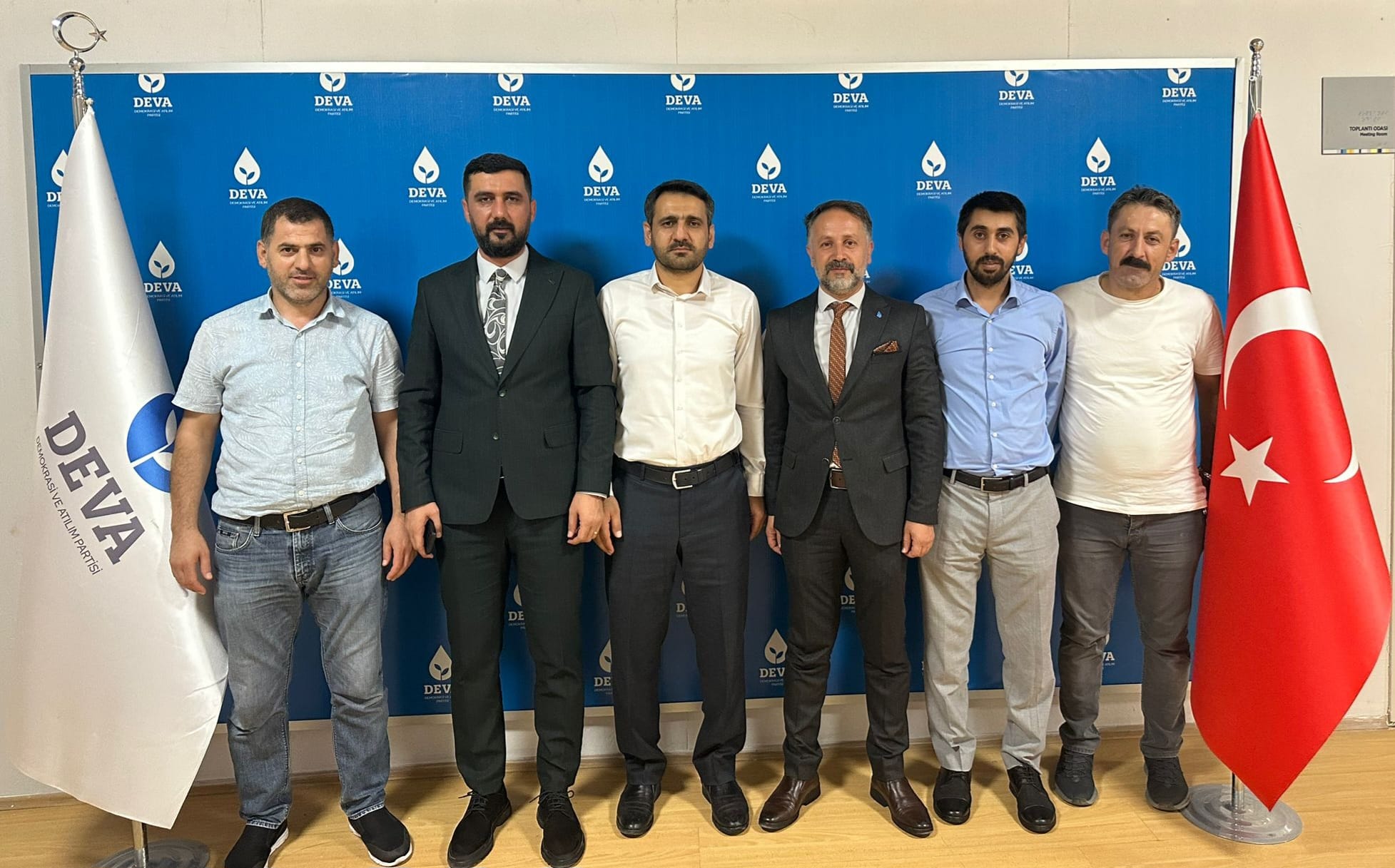 Siirt HÜDA-PAR’dan DEVA Partisine Ziyaret