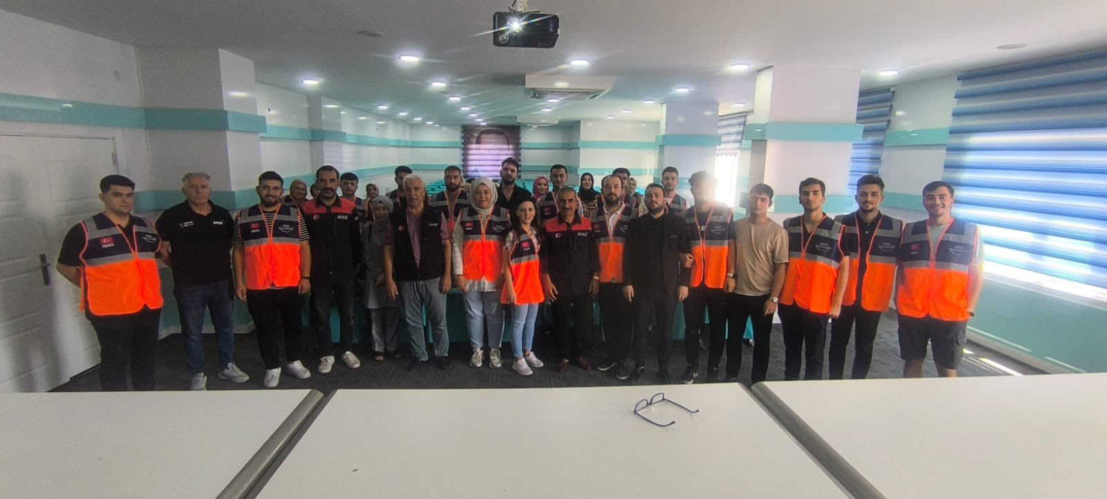 AK Gençlik Siirt 7 Bölge 7 Bin Cemre Eğitimi’nin İlk Oturumunu Gerçekleştirdi