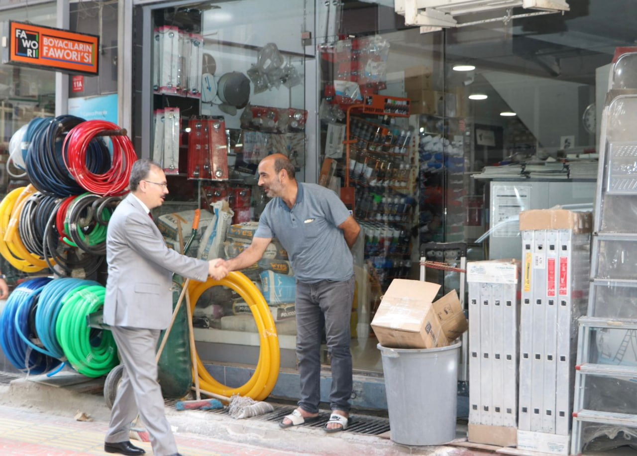 Vali Kızılkaya, Vatandaşların Taleplerini Dinliyor | Siirt Olay Haber Vali Kızılkaya, Vatandaşların Taleplerini Dinliyor | Siirt Olay Haber