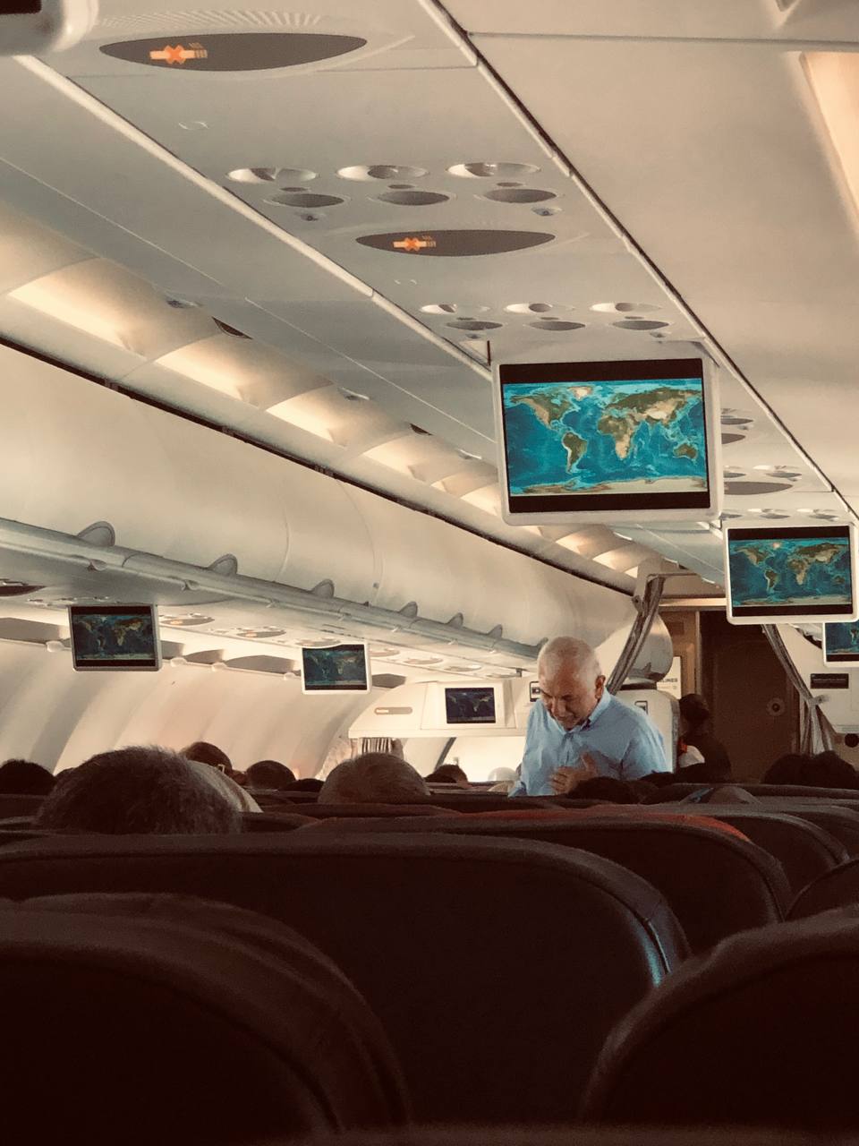 Siirt Milletvekili Mervan Gül Uçakta Yolcuları Dinledi