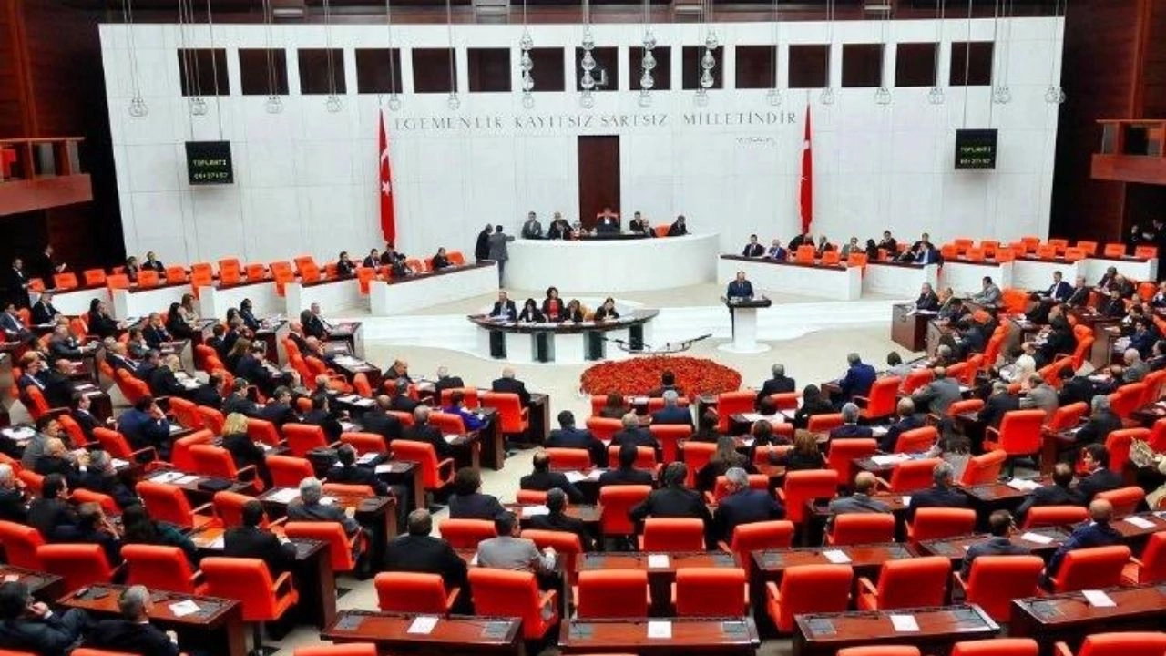 Emekli Aylığına Zam