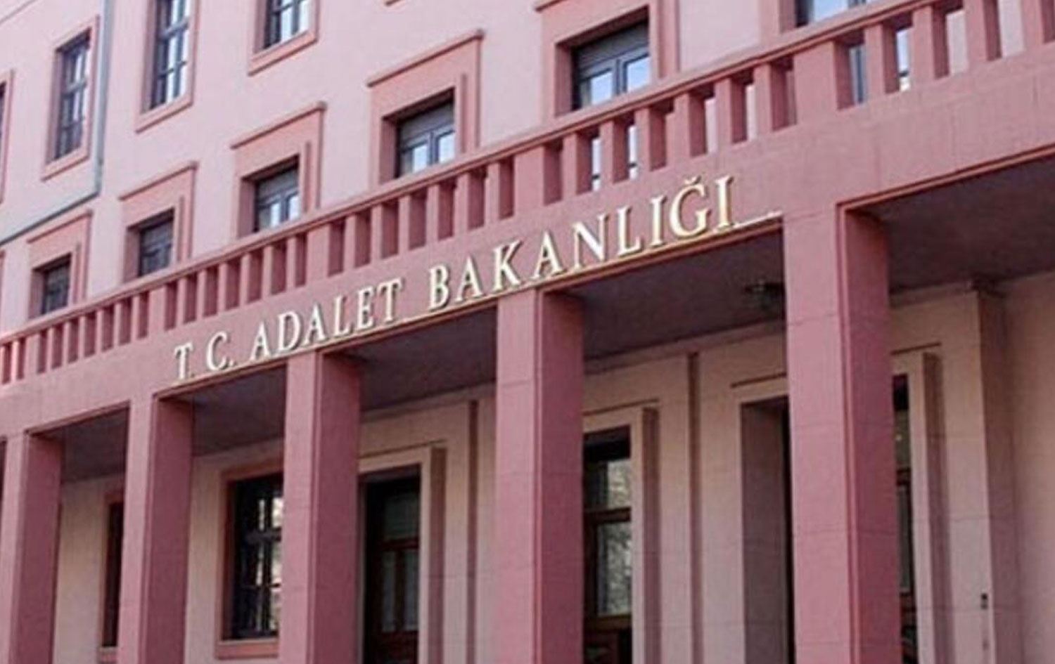 BURDUR VE KARABÜK’TE İDARE MAHKEMESİ KURULMASI KARARI RESMİ GAZETE’DE YAYIMLANDI