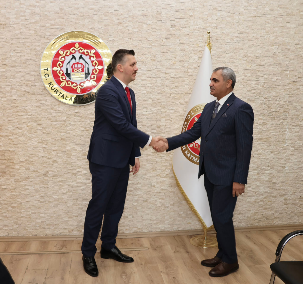 Siirt – Kurtalan da Makam Ziyareti | Siirt Olay Haber Siirt – Kurtalan da Makam Ziyareti | Siirt Olay Haber