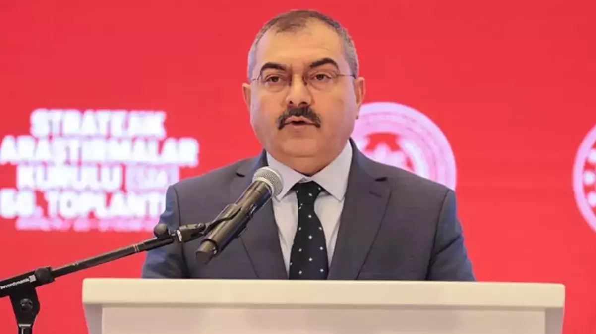 Mahmut Çorumlu’nun görev değişikliğine Nedim Şener’den tepki