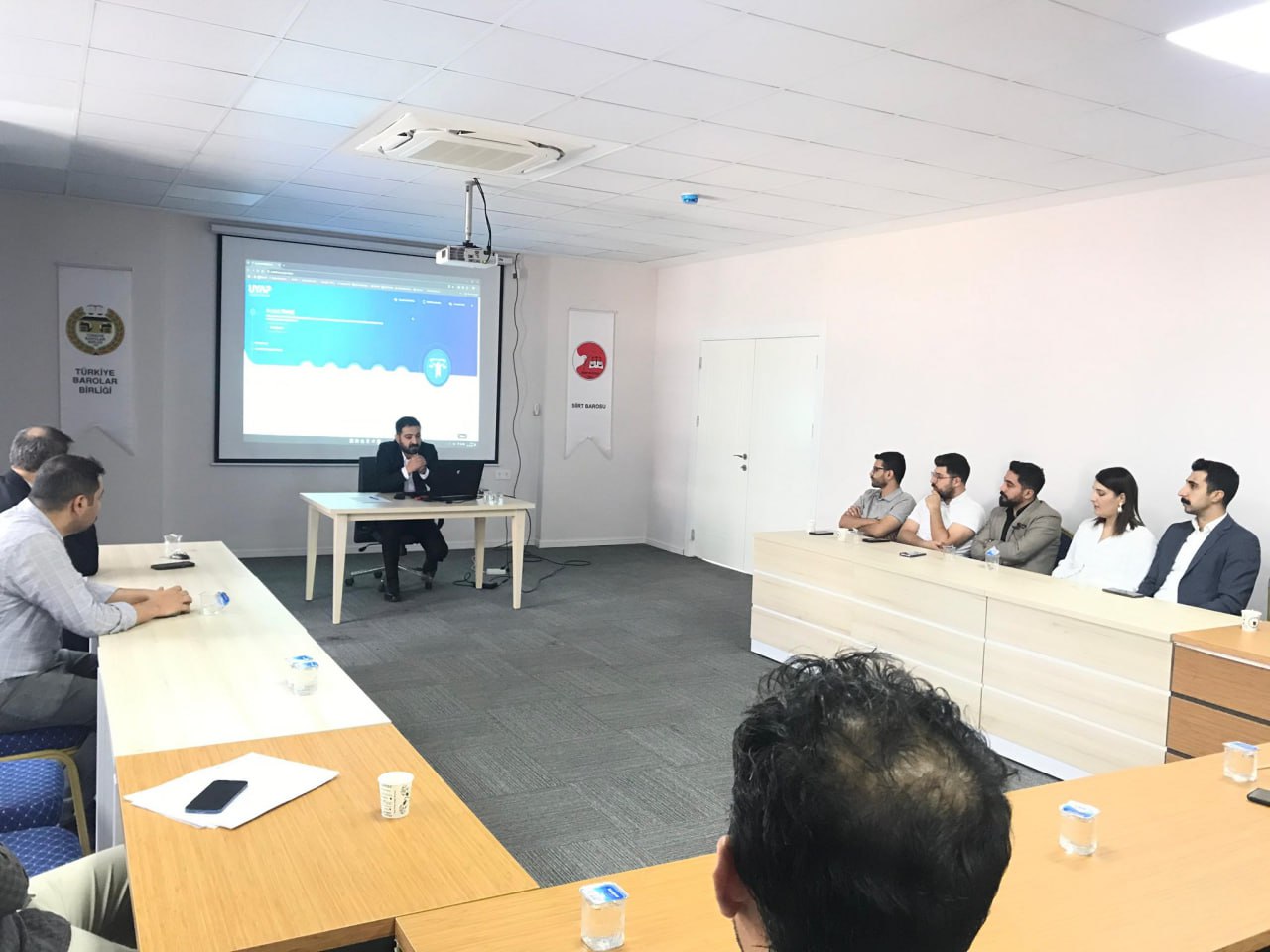 Siirt Barosu Seminer Gerçekleştirdi