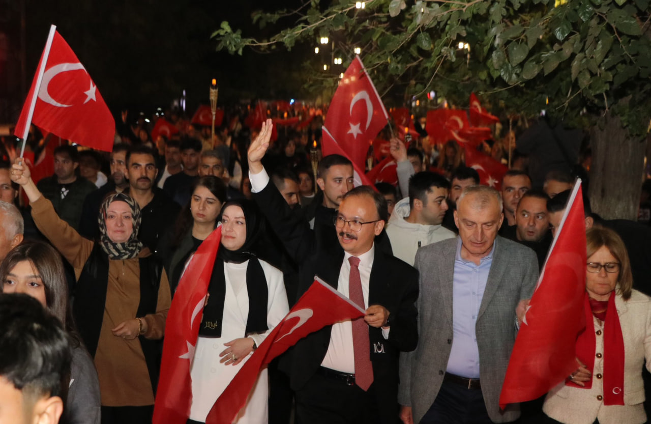 Siirt’te Fener Alayı Gerçekleşti | Siirt Olay Haber Siirt’te Fener Alayı Gerçekleşti | Siirt Olay Haber