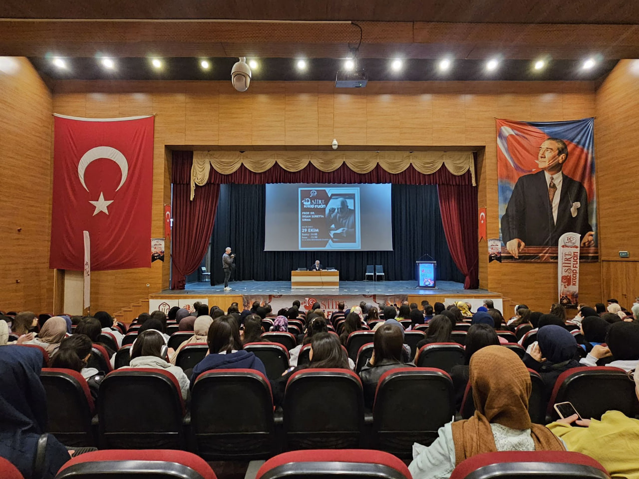 Yazar İhsan Süreyya Sırma Siirt’te | Siirt Olay Haber Yazar İhsan Süreyya Sırma Siirt’te | Siirt Olay Haber