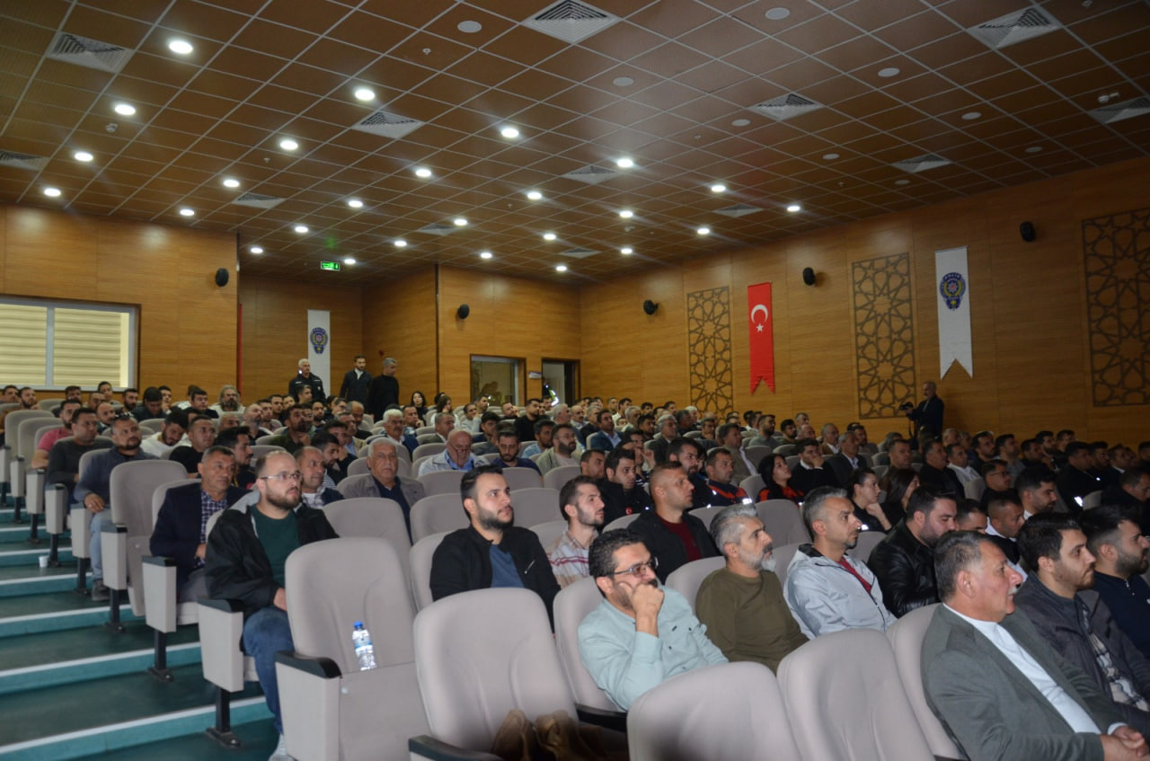 Siirt Emniyet Müdürlüğünden Güvenli Sürüş Teknikleri | Siirt Olay Haber