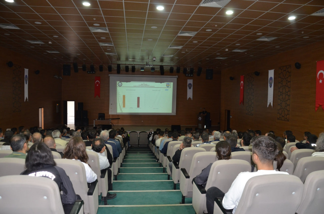 Siirt Emniyet Müdürlüğünden Güvenli Sürüş Teknikleri | Siirt Olay Haber