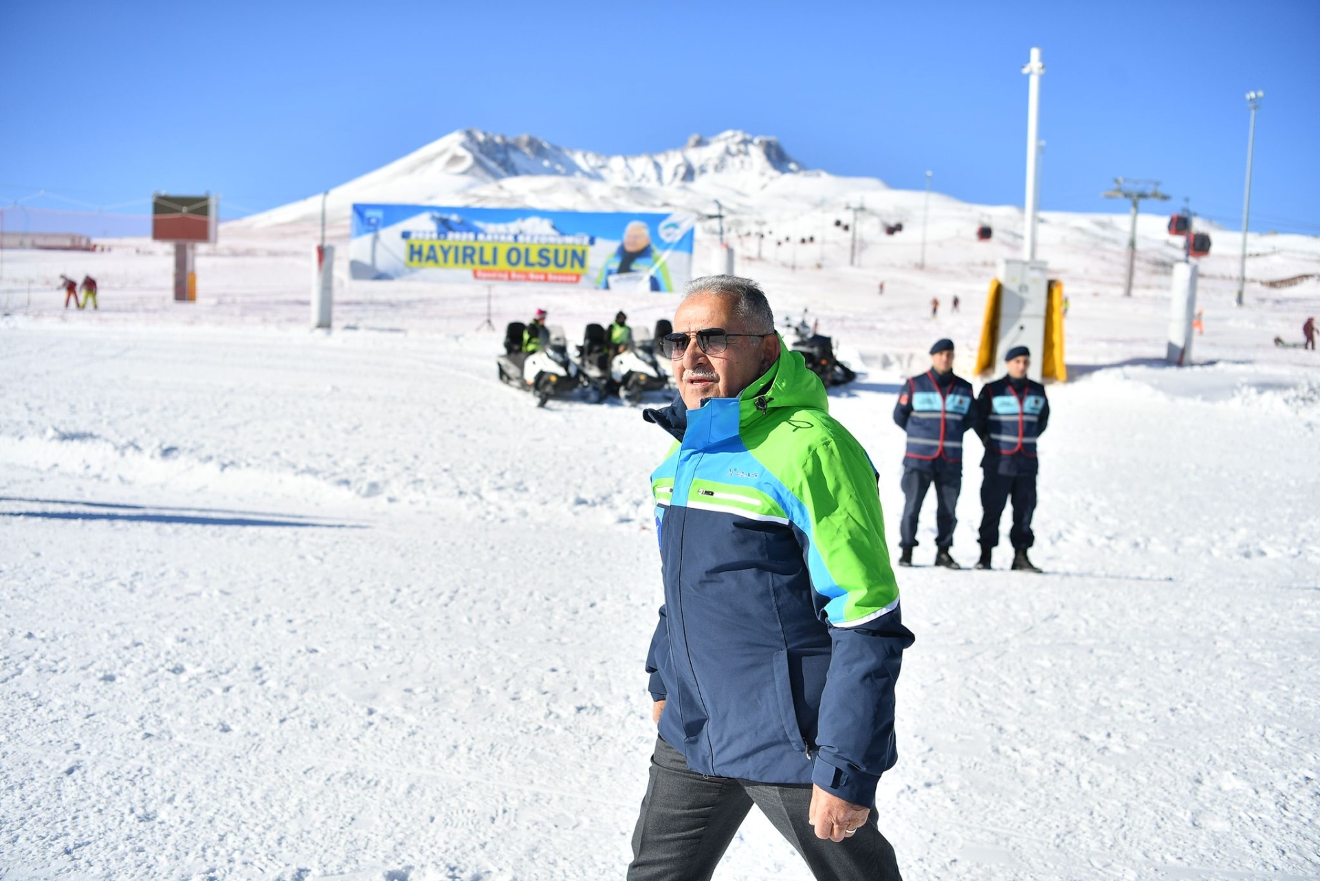 Başkan Büyükkılıç Zirveden Duyurdu: “Erciyes’te Kayak Sezonunu Başlattık”