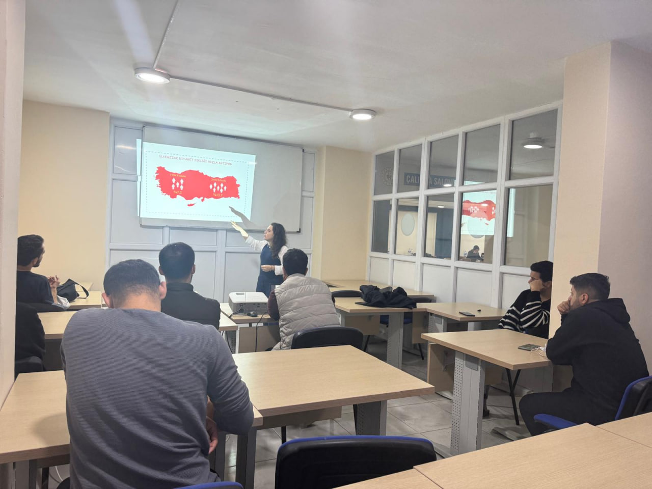Siirt’te Diyabet Farkındalık Eğitimi Düzenlenmeye Devam Ediyor
