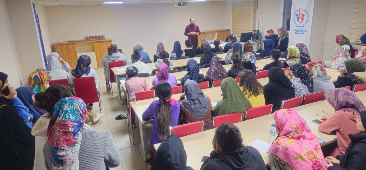 Siirt Kız Öğrenci Yurduda Hasbihal