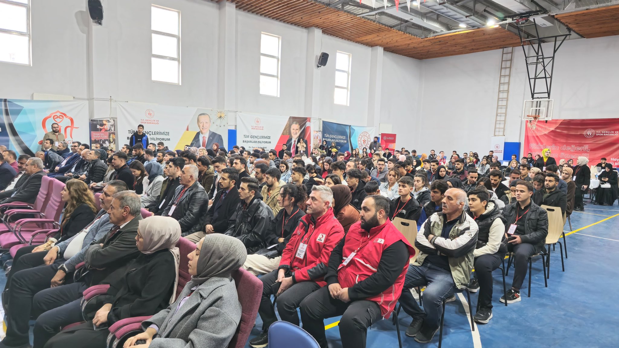 Siirt’te Gençlik Politika Belgesi Vizyon Çalışması Gerçekleşti