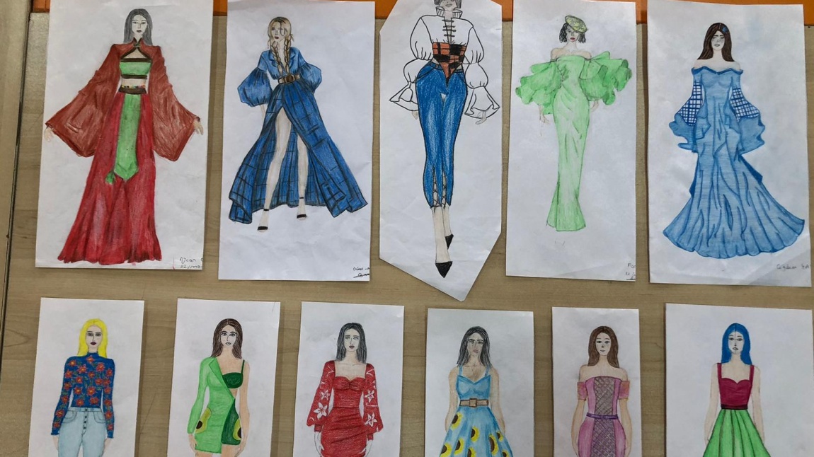 Siirt Zeynep Hatun MTAL Öğrencilerinden Dikkat Çekiçi Koleksiyon