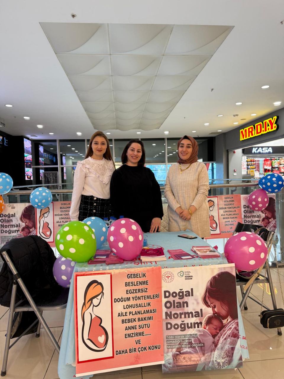 Siirt’te Doğal Olan Doğum Normal Doğum Sloganıyla Stant Açıldı