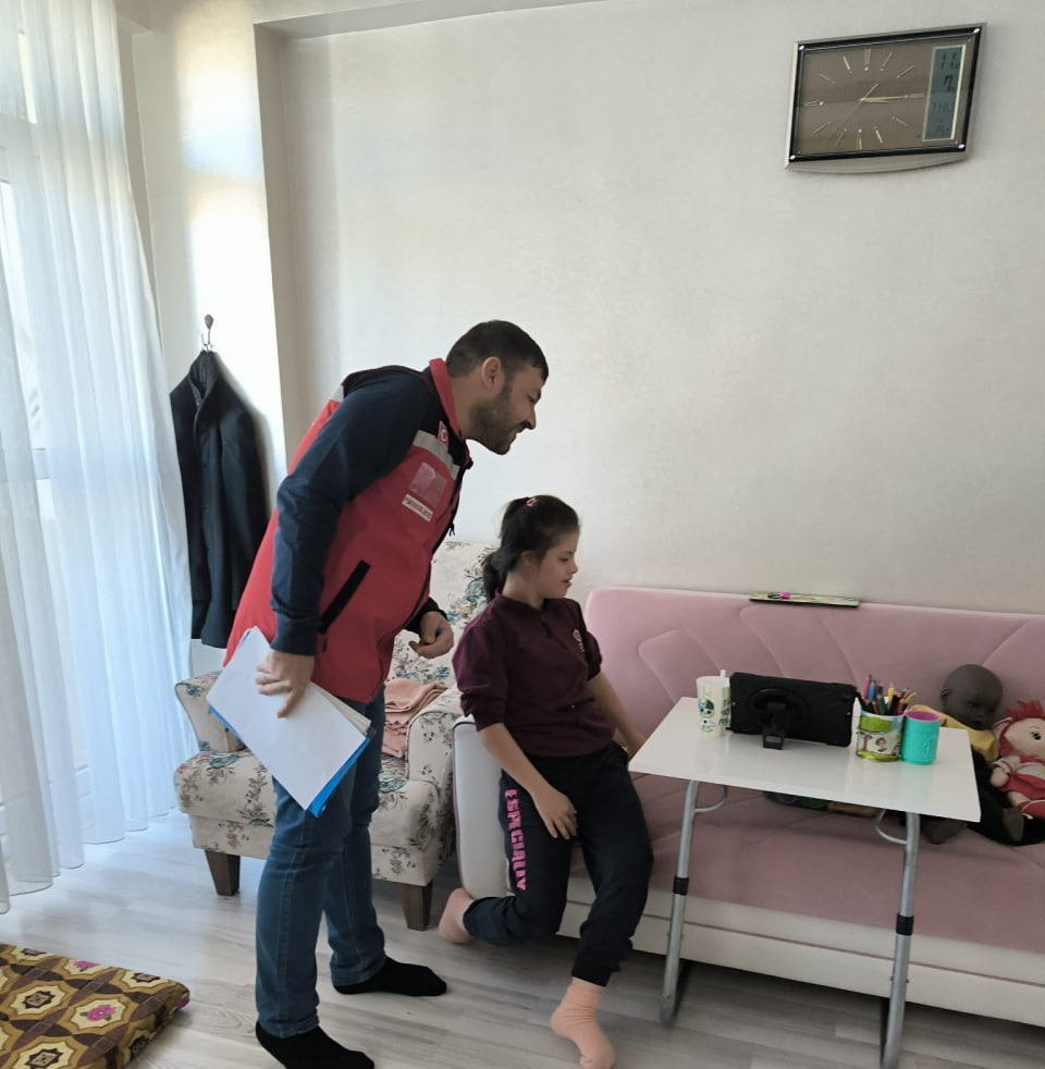 Siirt’te Evde Bakım Hizmetleri Biriminden Hane Ziyareti