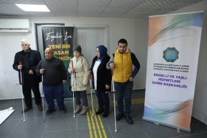 Körlere ‘Bağımsız Hareket Uygulaması’ eğitimi veriliyor