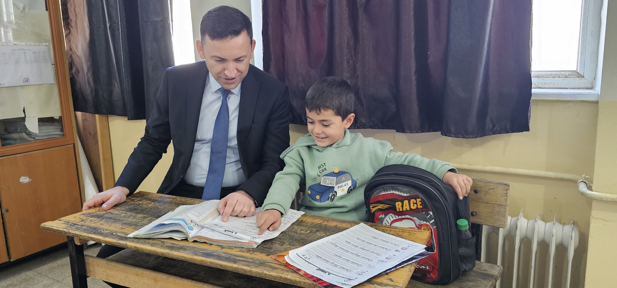 Siirt –Pervari Kaymakamı Gülderen’den Kilis Köyü Şehit Polis Cumali Hakan İlkokuluna Ziyaret