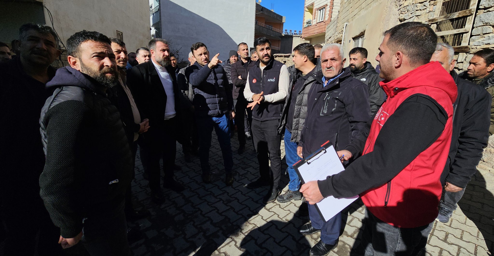 Siirt – Pervari Kaymakamı Gülderen Mağdur Aileyi Ziyaret Etti