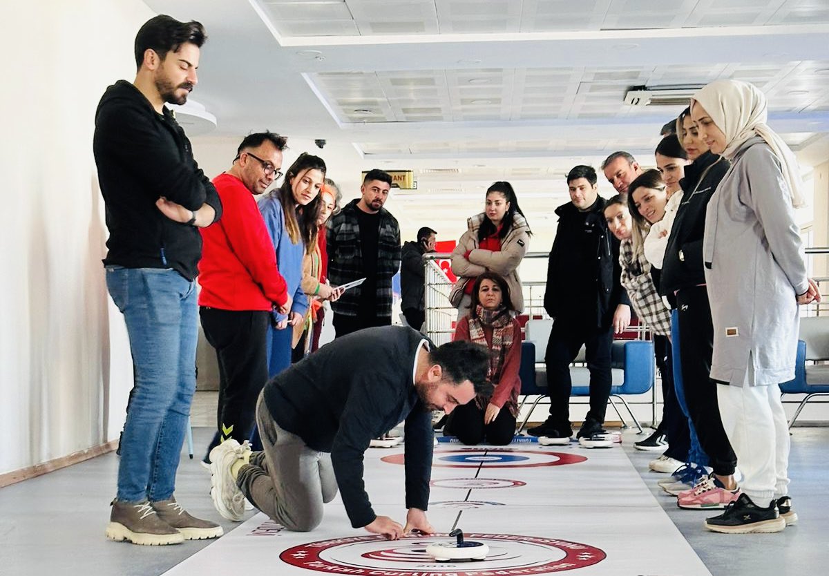 Siirt’te Floor Curling Aday Hakem Kursu Tamamlandı