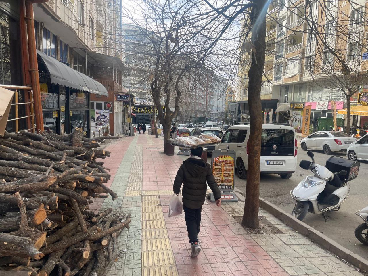 Siirt’te Çalışan Çocuklara Çözüm Bulunamıyor.