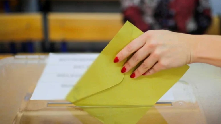 İlk Ankette Çarpıcı Sonuç: İmralı Görüşmeleri İçin Halk Ne Düşünüyor?