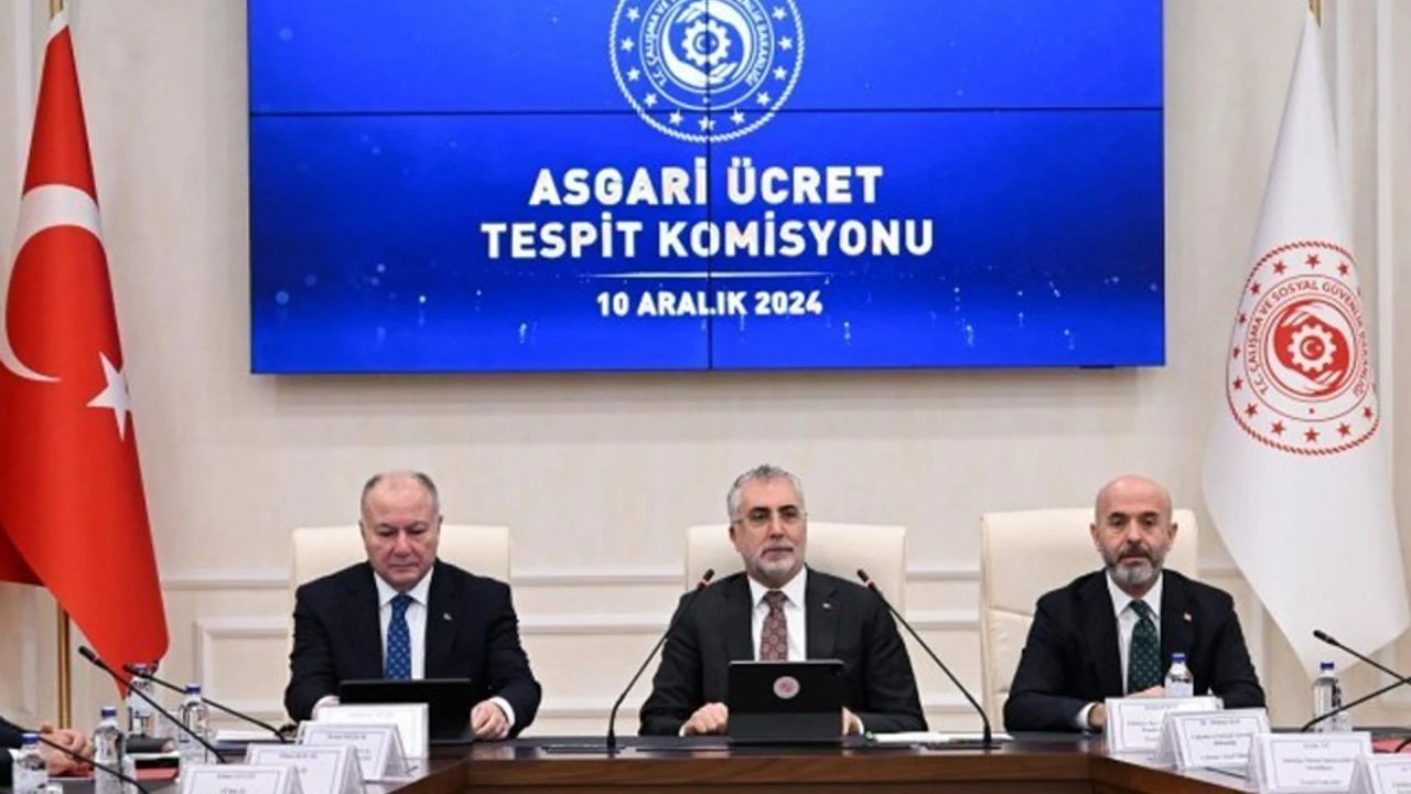 Bakan Işıkhan’dan Asgari Ücrete Ara Zam Sinyali!