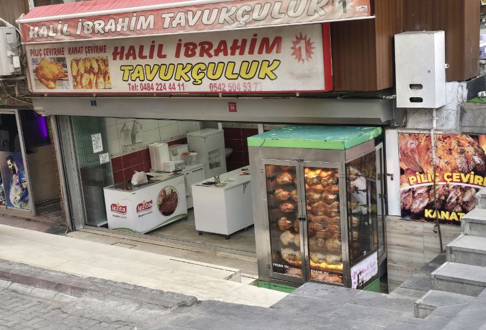 Siirt’te Kızarmış Tavuk Satışı Artıyor