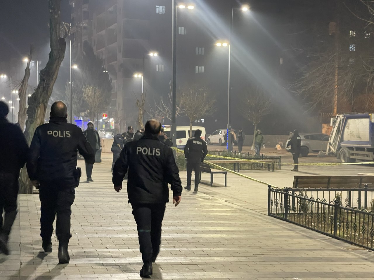Güres Caddesinde Silah Sesleri Yankılandı