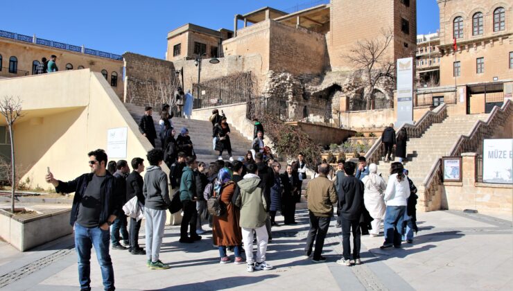 Dicle Elektrik Bursiyerleri Mardin Gezisinde Buluştu | Siirt Olay Haber Dicle Elektrik Bursiyerleri Mardin Gezisinde Buluştu | Siirt Olay Haber