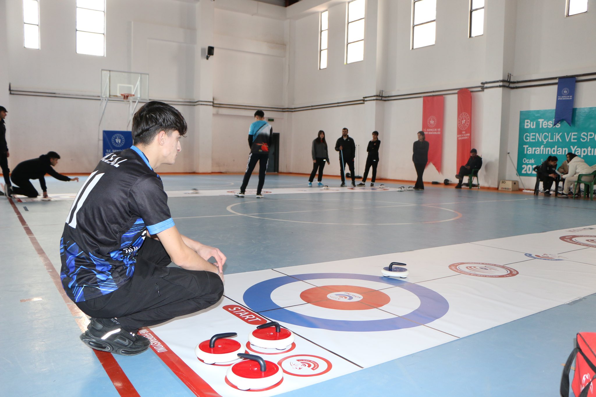Siirt’te Curling Müsabakaları Sona Erdi