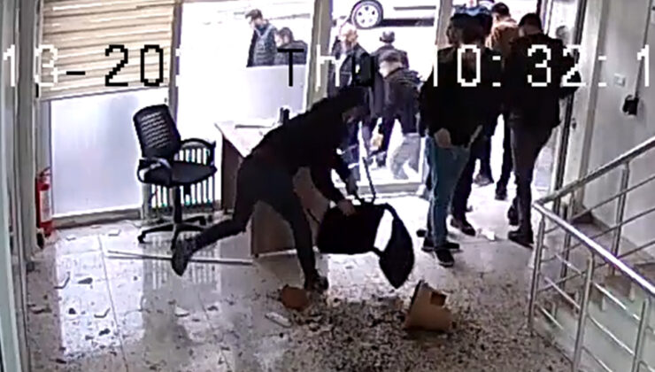 Hizmet Binasına Zarar Verip Çalışanları Darp Ettiler | Siirt Olay Haber Hizmet Binasına Zarar Verip Çalışanları Darp Ettiler | Siirt Olay Haber