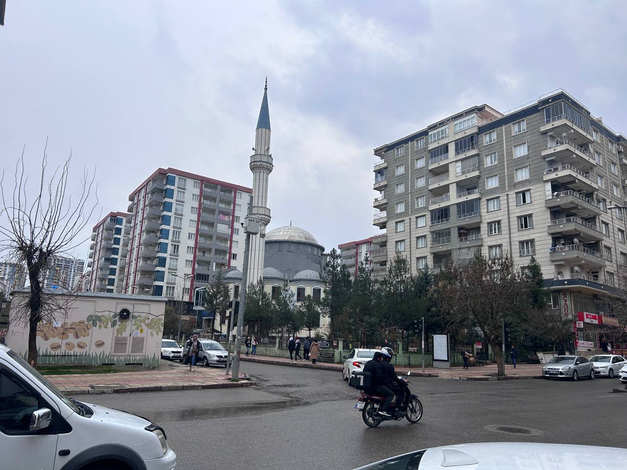 Siirt’te Yağmur Kısa Sürdü Güneş Tekrar Yüzünü Gösterdi