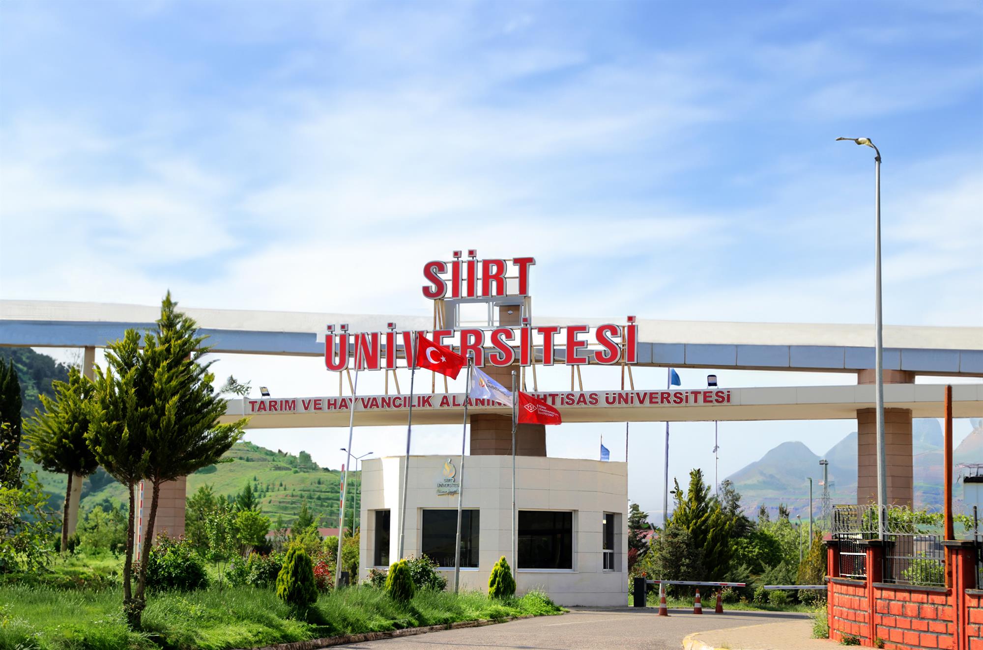 SİÜ Öğrencilerinin Başarısı Ödüllendirildi