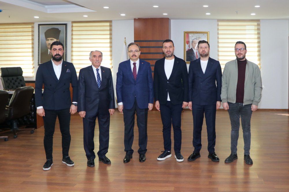 Siirt Müteahhitler ve İş Adamları Derneği’nden Vali Dr. Kemal Kızılkaya’ya Ziyaret
