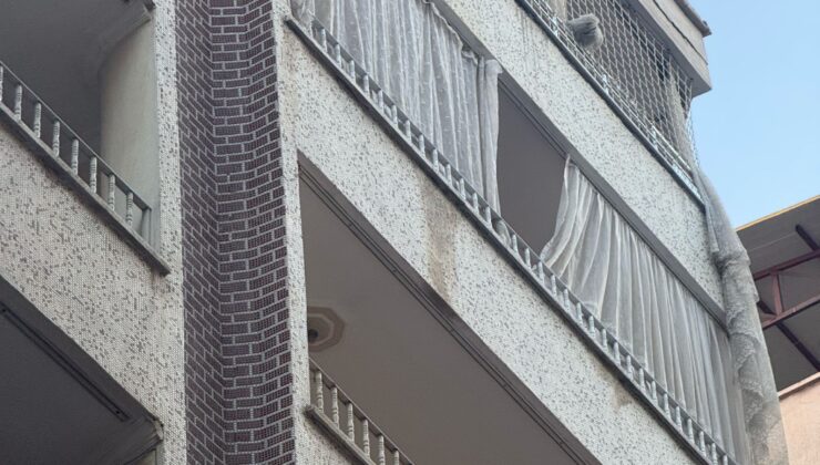 Siirt’te Apartman Damında Mangal Paniği: Vatandaşlar Yangın Zannetti | Siirt Olay Haber Siirt’te Apartman Damında Mangal Paniği: Vatandaşlar Yangın Zannetti | Siirt Olay Haber