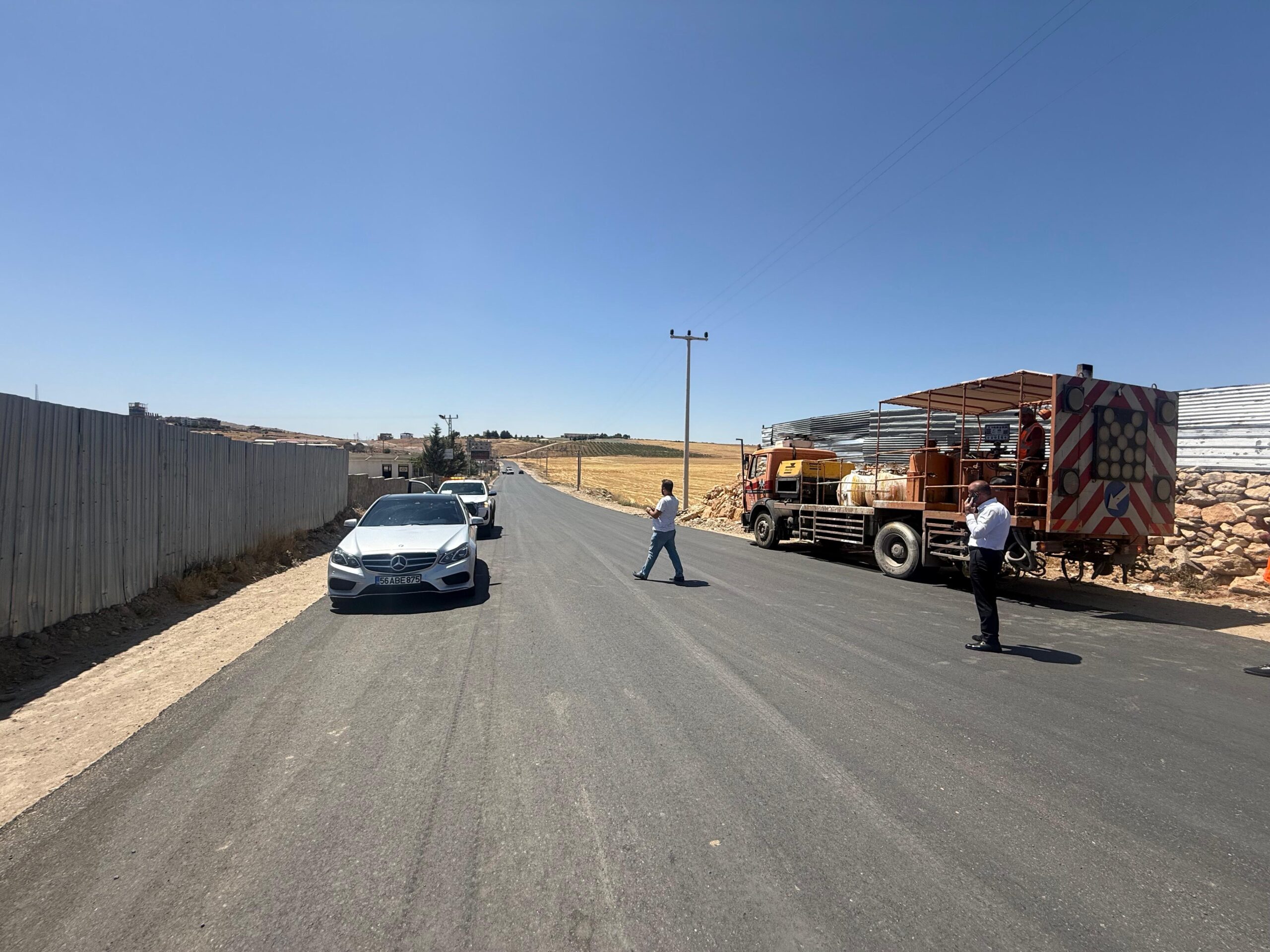 Gökçebağ Beldesi’nde Asfalt ve Yol Güvenliği Çalışmaları Hız Kesmiyor | Siirt Olay Haber Gökçebağ Beldesi’nde Asfalt ve Yol Güvenliği Çalışmaları Hız Kesmiyor | Siirt Olay Haber