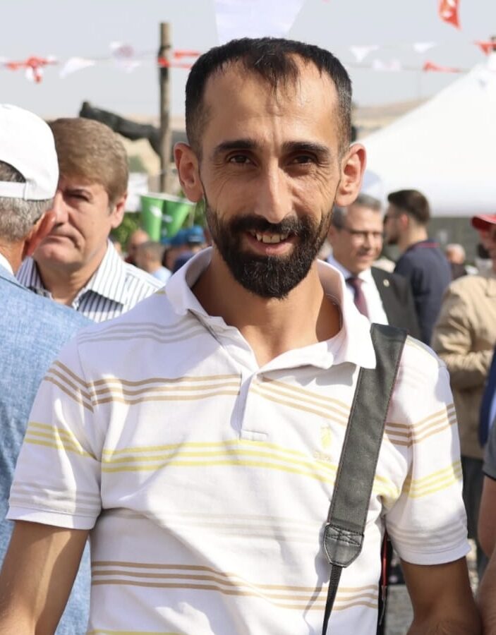 Siirt Ayakta: Kendi Evlatları Varken Muş’tan Yönetici Mi Getirilecek? | Siirt Olay Haber Siirt Ayakta: Kendi Evlatları Varken Muş’tan Yönetici Mi Getirilecek? | Siirt Olay Haber