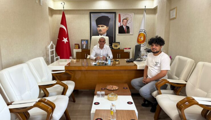 Siirt Olay Haber’den Başkan Ferzent Çiçek’e Ziyaret | Siirt Olay Haber Siirt Olay Haber’den Başkan Ferzent Çiçek’e Ziyaret | Siirt Olay Haber