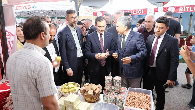 Siirt, Bitlis’in Kurtuluş Etkinliğinde Kültürel Zenginliğini Sergiledi | Siirt Olay Haber