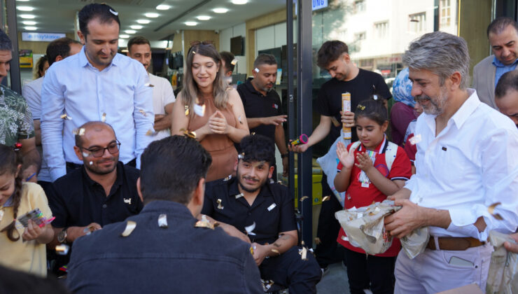 Siirt'te Alkumru Teknoloji Mağazası Açılışında Farkındalık: Engelli Bireyler Kurdeleyi Kesti | Siirt Olay Haber
